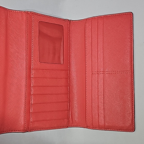 COACH ▪︎ SIGNATURE CHECKBOOK WALLET ▪︎ PEYTON - Picture 5 of 12